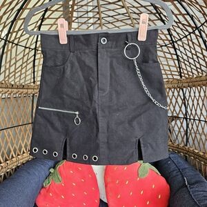 Black punk skirt with chains
